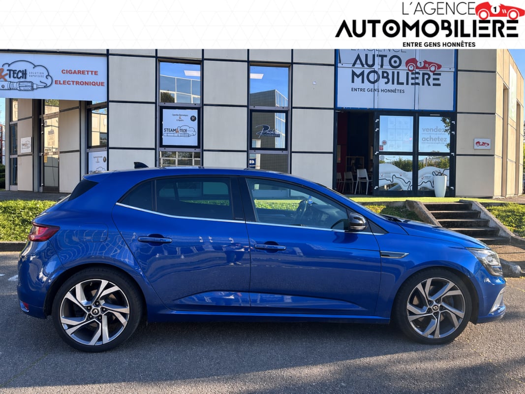 Renault Megane IV GT 205CH EDC7 — 2