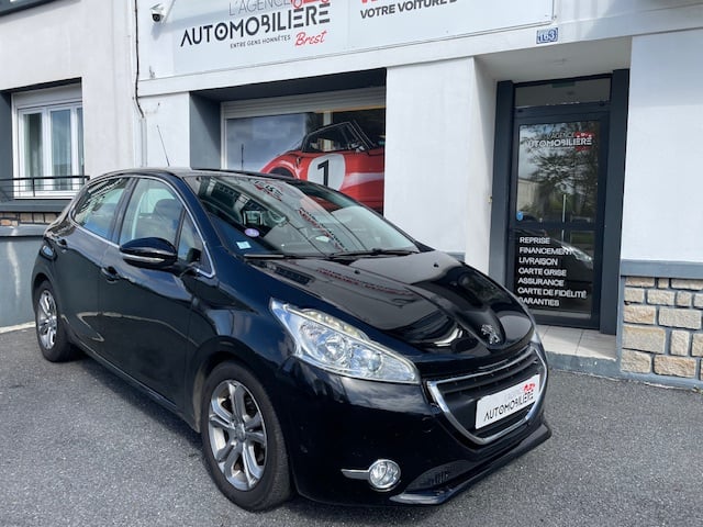 Peugeot 208 1.6 VTI 120 ALLURE 5 PORTES — 1