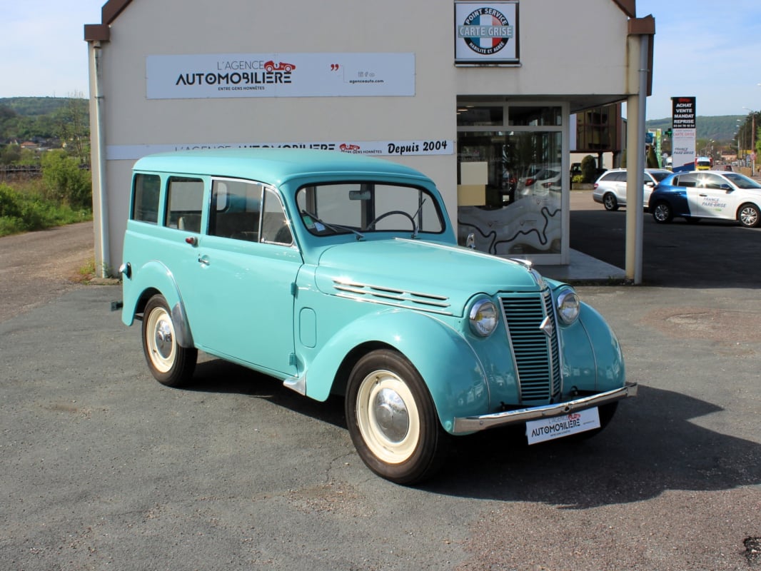 Renault Juvaquatre Dauphinoise  R 2101 1956