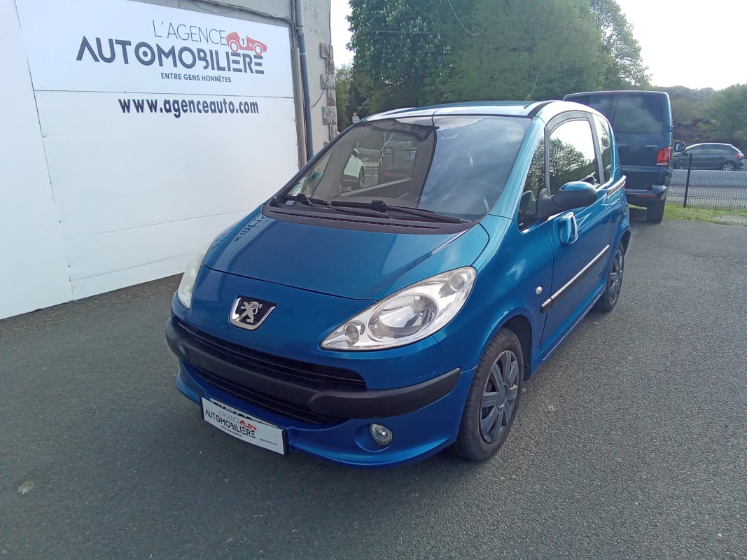 Peugeot 1007 1.4 75 DOLCE — 2