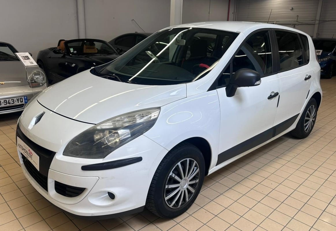 Renault Scenic Megane Scenic 1.5 dCi 90ch FAP Expression eco² — 1