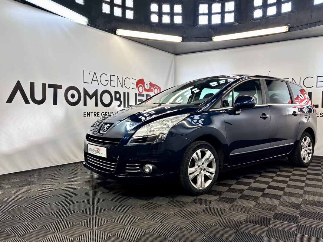 Peugeot 5008 2.0 HDI 150 FAP PREMIUM BVM6 7PL (Distribution faite) — 1