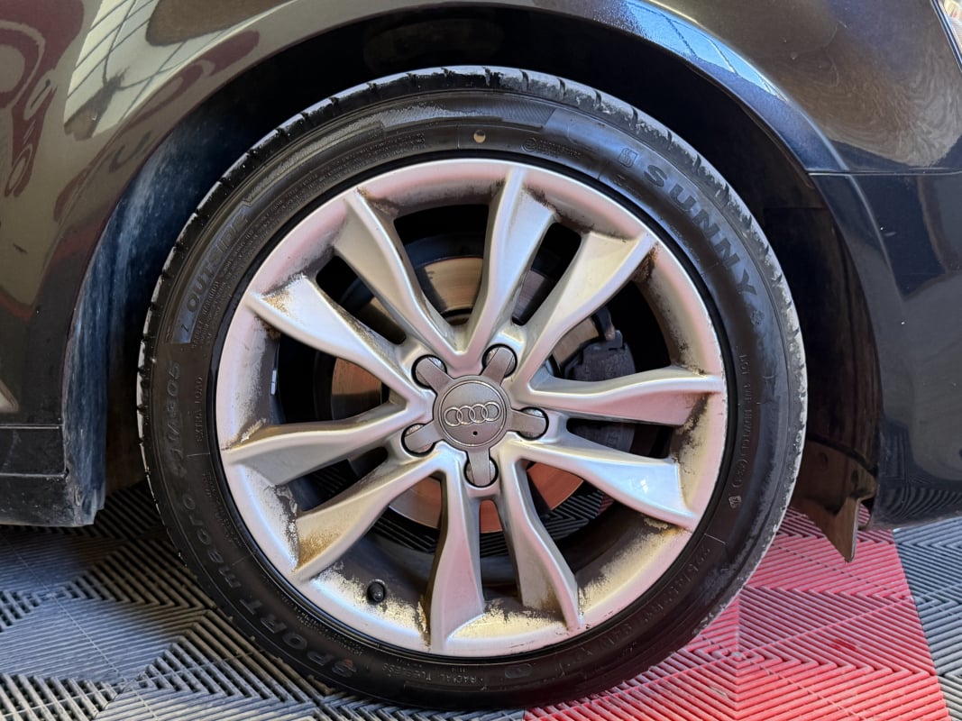 Audi A3 Cabriolet 1.6 TDi CR 16V FAP 105 cv Série 2 CabrioleT — 24