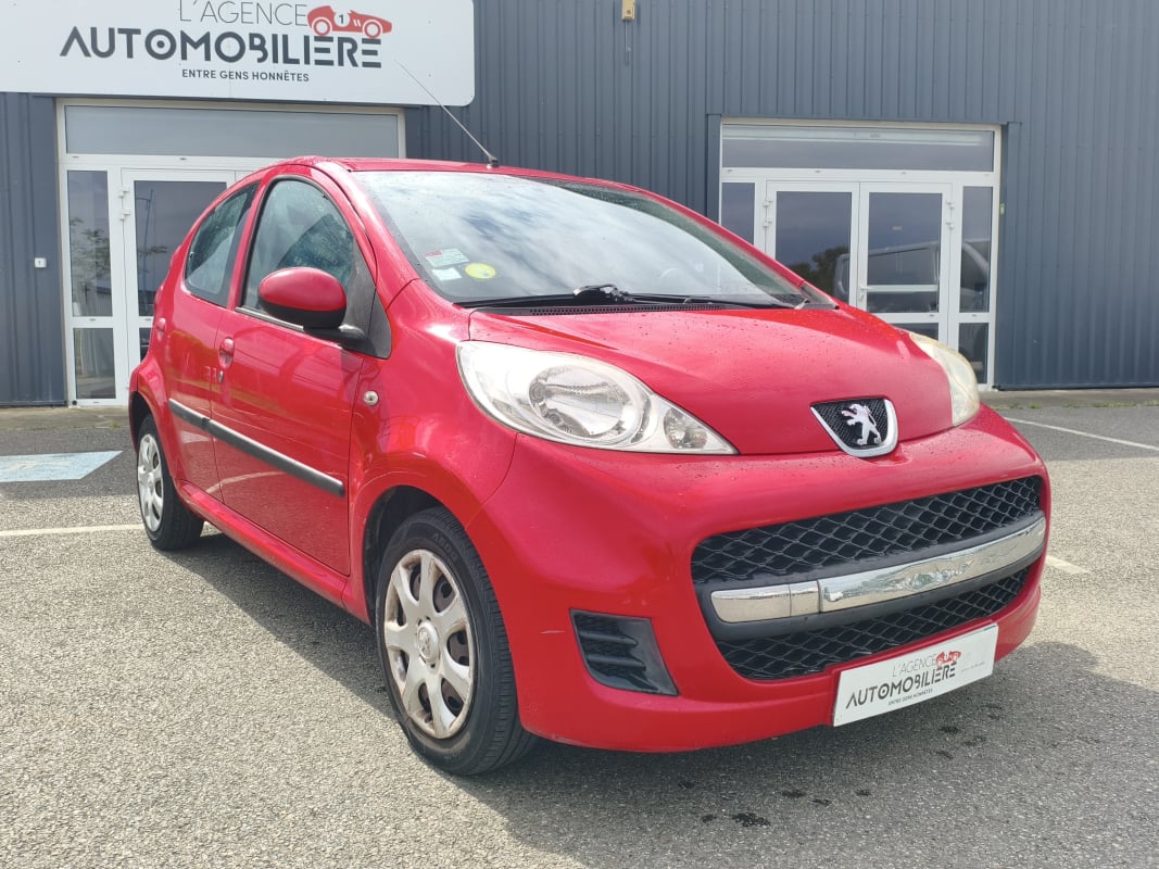 Peugeot 107 1.0 68 CH - Chaîne de distribution — 1