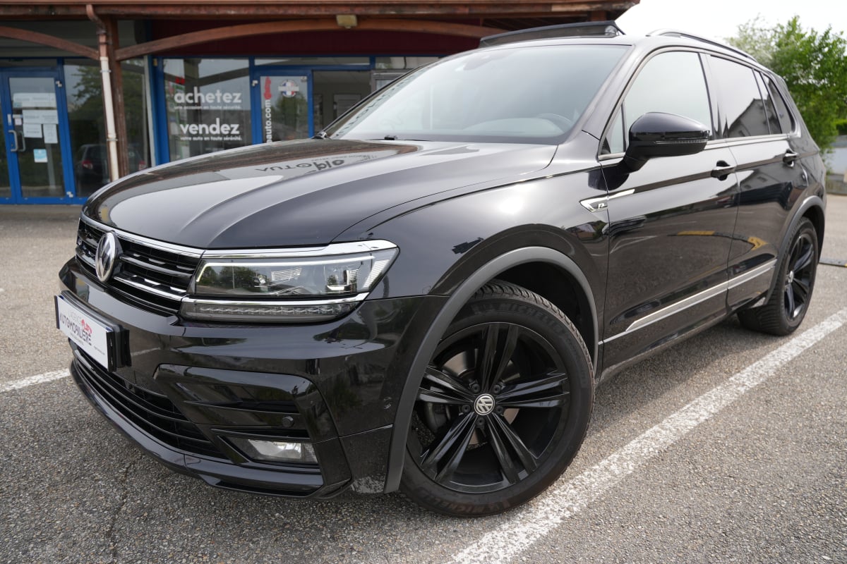 Volkswagen Tiguan II 2.0 TDI 150 BLACK R-LINE DSG7 — 2