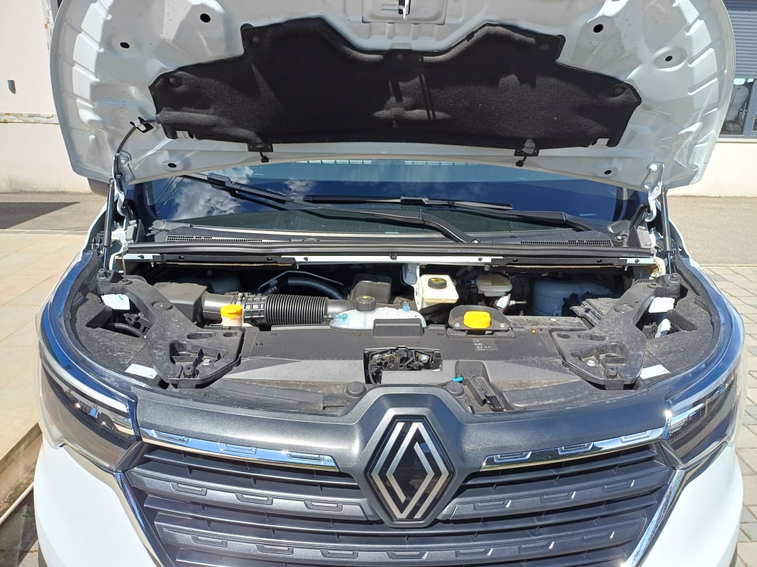 Renault Trafic III Fourgon L1H1 2.8T 2.0 dCi 16V 130 cv Sous garantie — 28