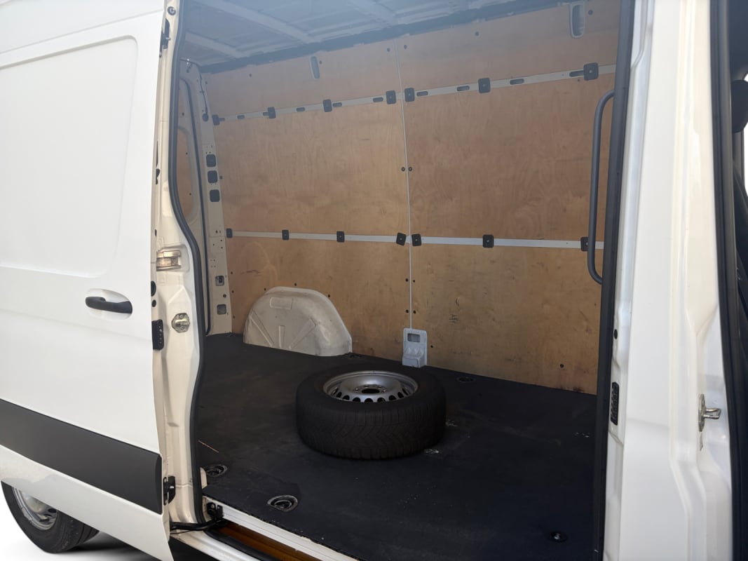Mercedes-Benz Sprinter Fg 211 CDI 39N 3T0 Traction l2H2 114CV — 19