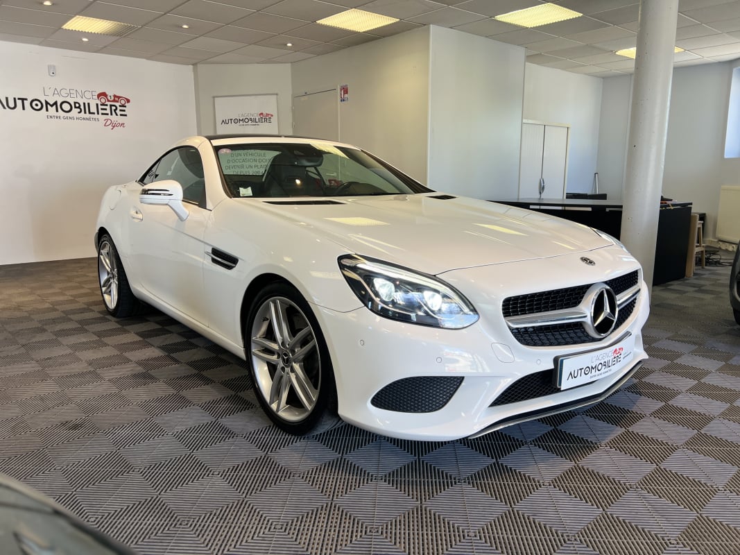 Mercedes-Benz SLC 180 156CV 9G-Tronic Amg Fascination — 2