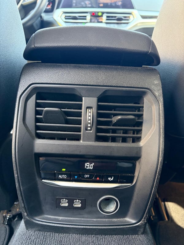 BMW Bmw Serie 3 Touring 318dA 150ch Lounge+Suivi Complet BMW — 24