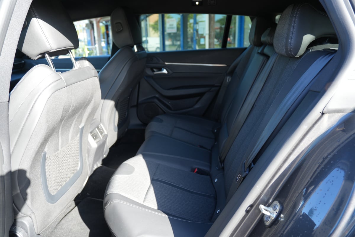 Peugeot 508 SW II 1.5 BLUEHDI 130 S&S ALLURE PACK EAT8 SIÈGES CHAUFFANTS — 40