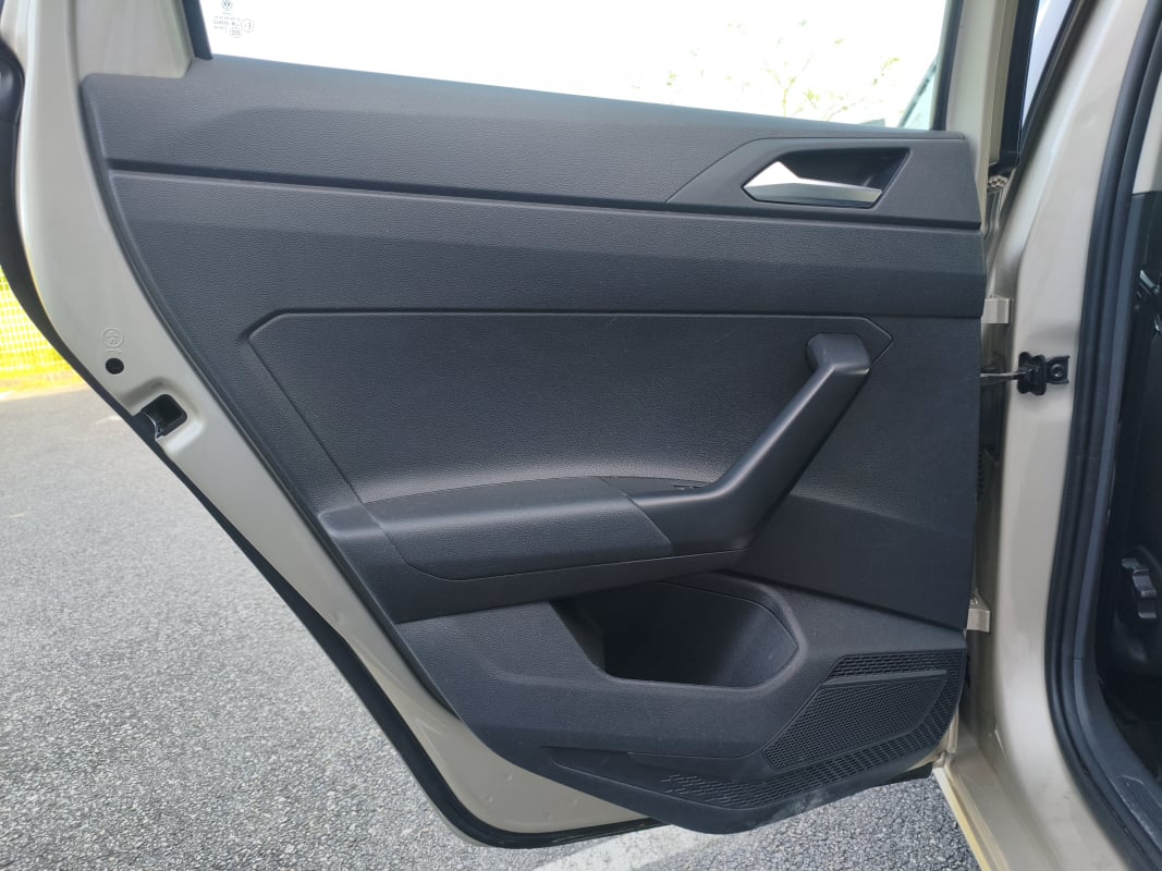 Volkswagen Polo VI 1.0 TSI 95CH CONFORTLINE Distribution Remplacée — 26
