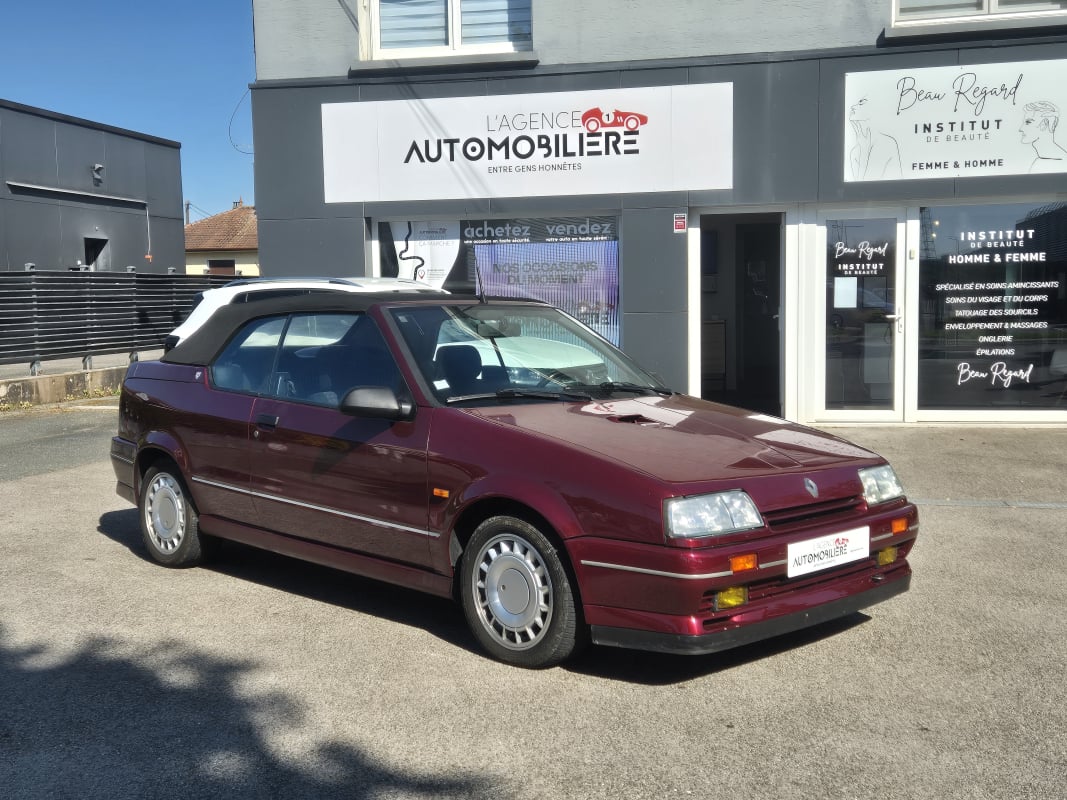 Renault 19 1.8 137 CV 16V Cabriolet Ph1 - 105000 kms - — 2