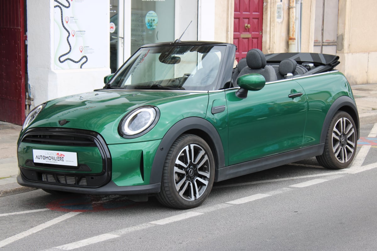 Mini Mini 1.5 135 COOPER CLASSIC DCT BVA ( Affichage tête haute, Carplay, Caméra de recul ... )