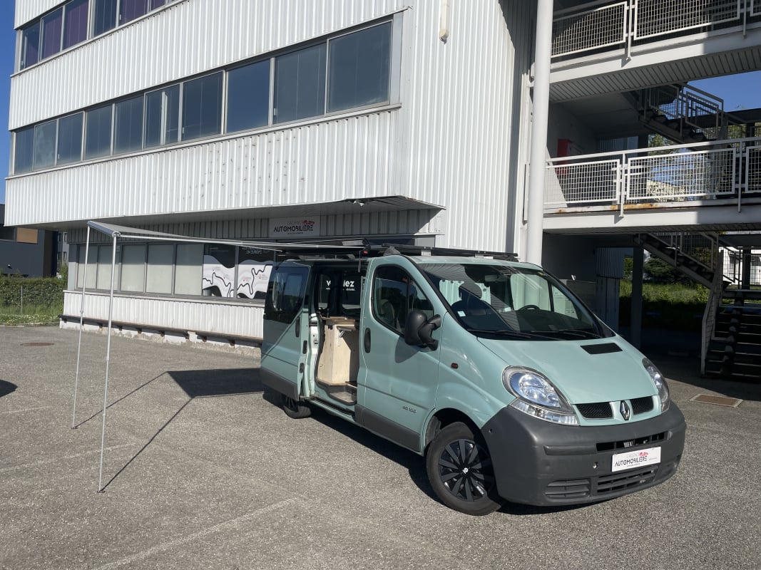 Renault Trafic 1.9 DCI 100 CV Amenagé Autonome - Entretien Complet
