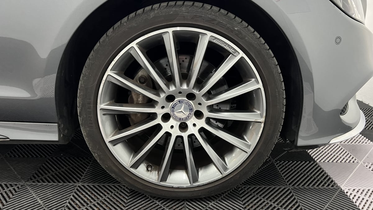 Mercedes-Benz Classe CLS Sportline 9G-Tronic AMG LINE — 34