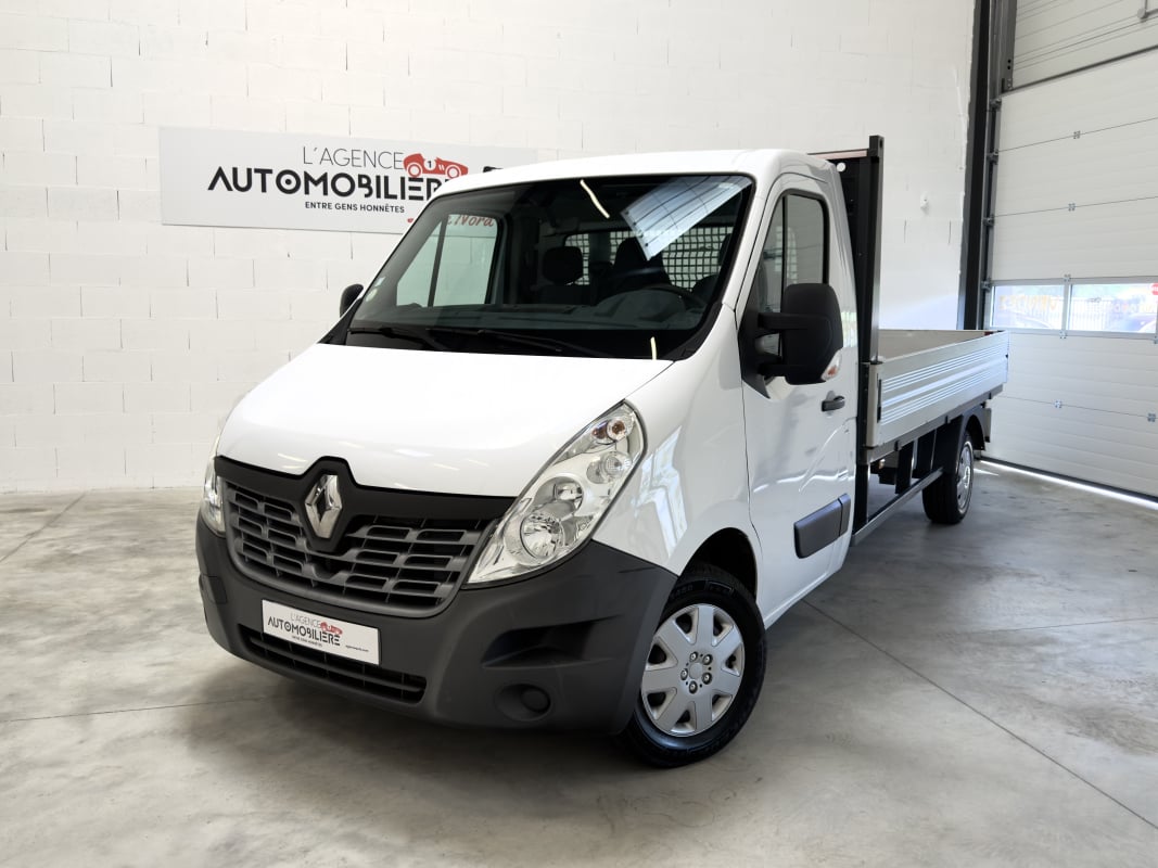 Renault Master III Plateau Ridelles L3H1 2.3 DCI 130 – Français TVA Faible Kilométrage Bluetooth Attelage 3 Places