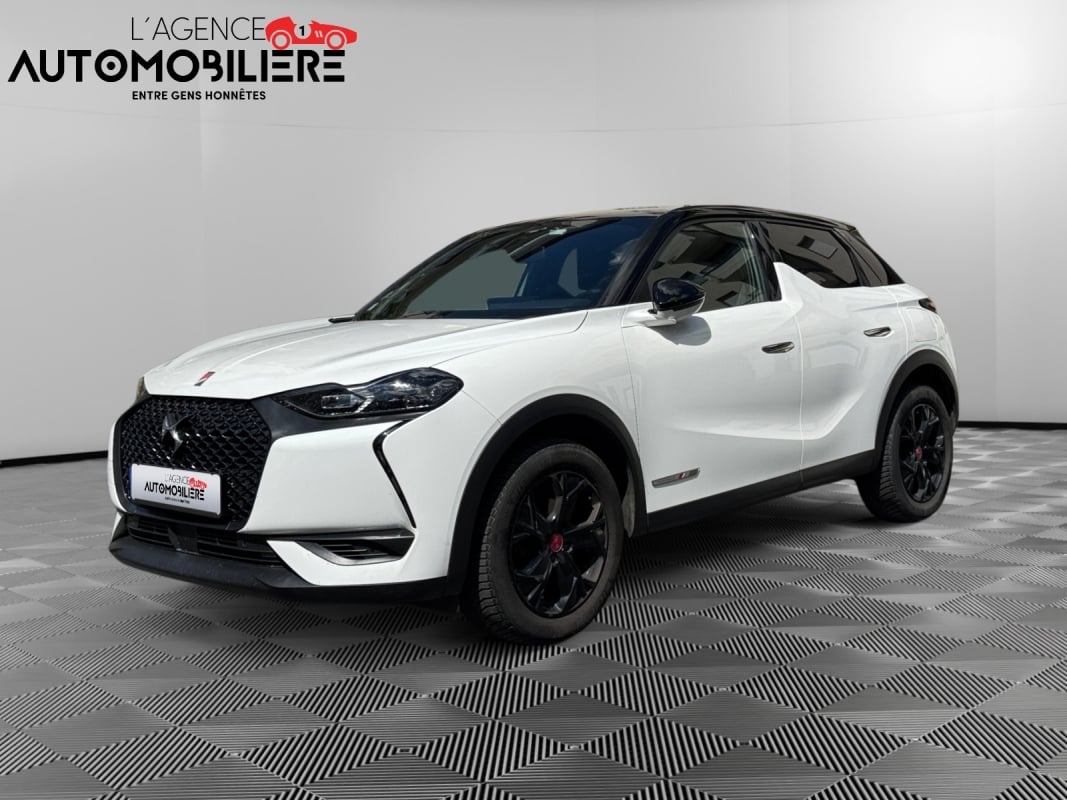 DS DS3 Crossback Essence 100ch Performance Line — 1