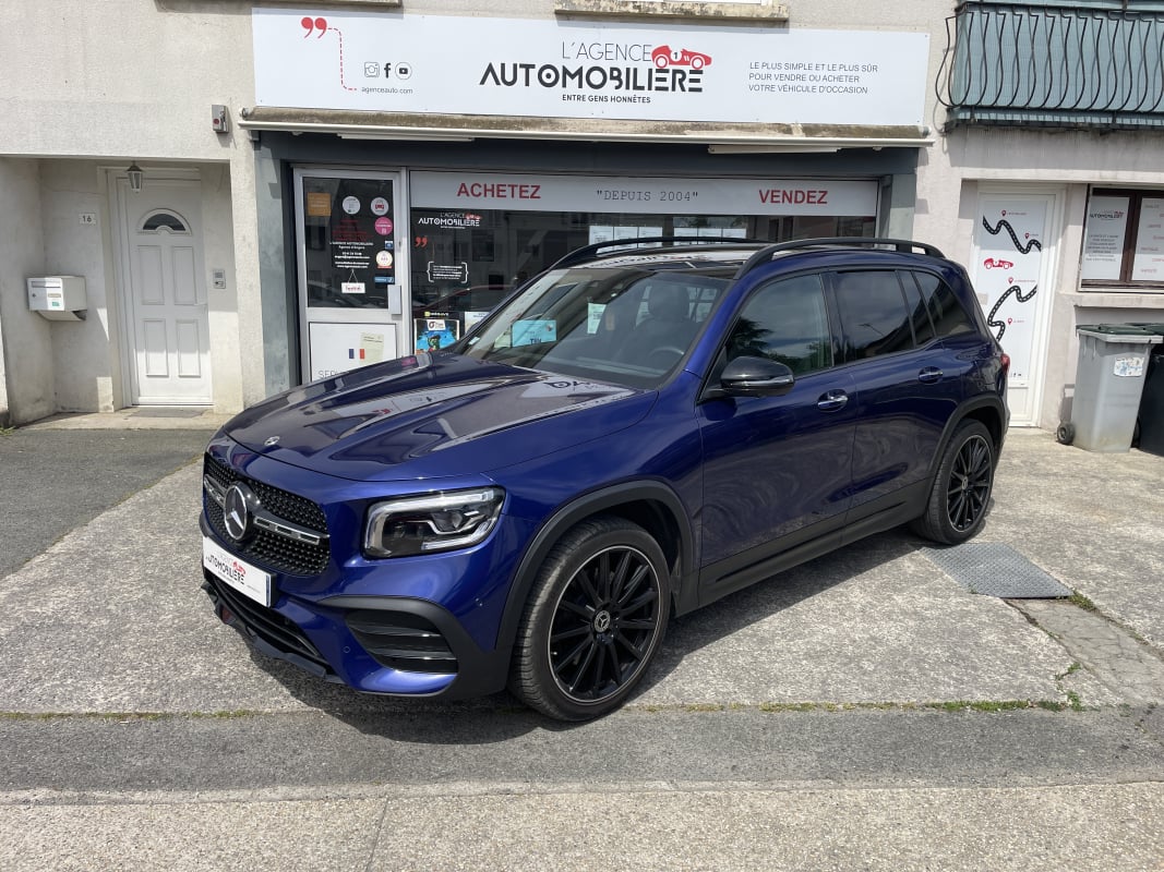 Mercedes-Benz GLB 220 d 2.0 d 4MATIC 8G-TRONIC 190 cv AMG LINE 7 places - Toit ouvrant Suivi Mercedes