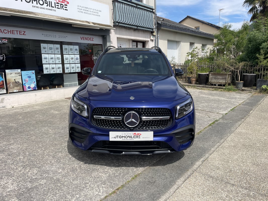 Mercedes-Benz GLB 220 d 2.0 d 4MATIC 8G-TRONIC 190 cv AMG LINE 7 places - Toit ouvrant Suivi Mercedes — 2