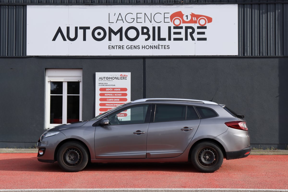Renault Megane Estate Ph.2 1.5 dCi 110 Expression BVM6 (Kit distri à jour, Attelage, Bluetooth, GPS...) — 2