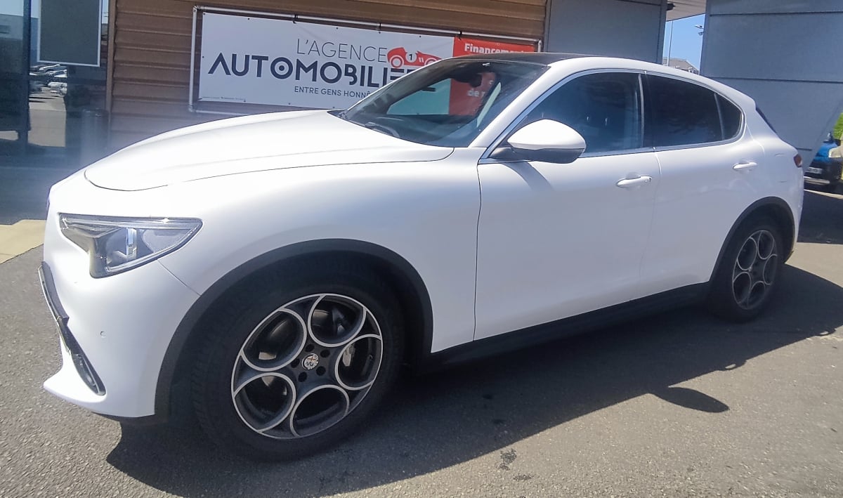 Alfa Romeo STELVIO Lusso• Toit Panoramique Ouvrant — 2