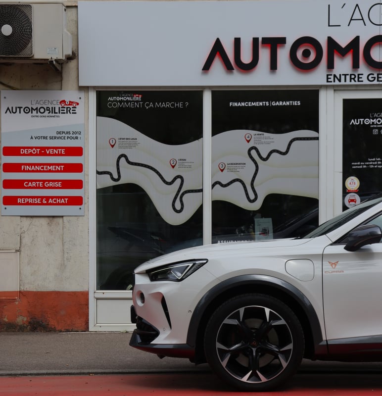 Cupra Formentor VZ 245 e-Hybrid DSG6 (Garantie 12 mois, Attelage amovible, LED) — 2