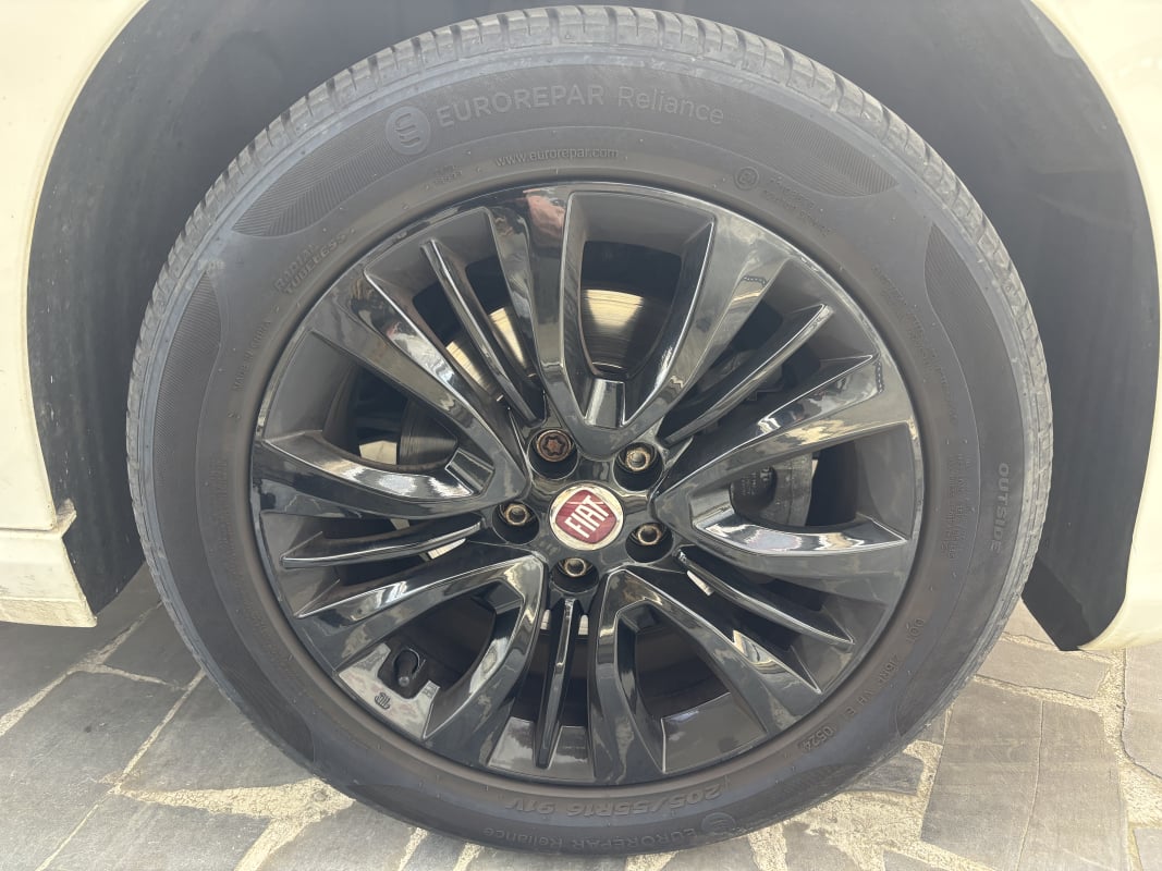 Fiat Tipo 1.4i Ligue 1 Conforama - ENTRETIEN À JOUR — 19