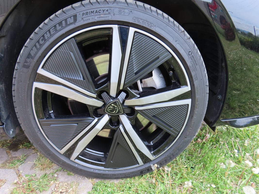 Peugeot 308 SW 1.6 16V 225 Hybrid Pack GT 180Cv — 15