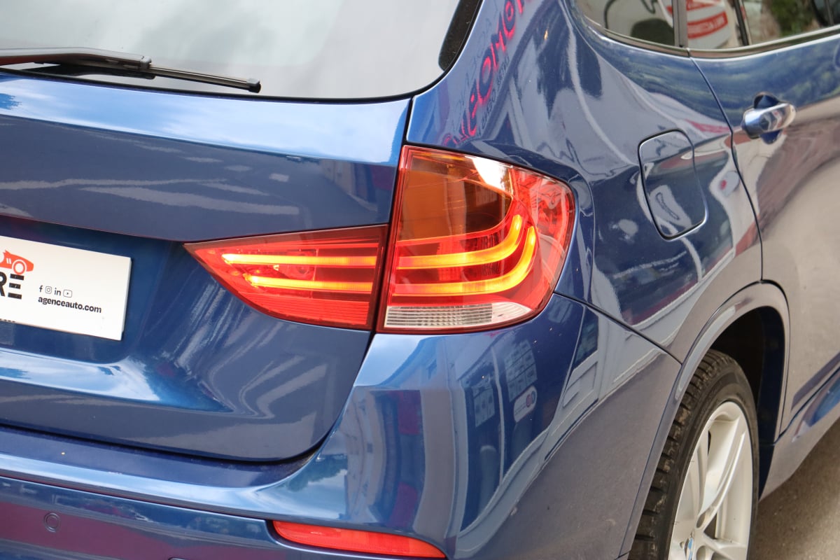 BMW X1 20d 177 Pack M xDrive (Toit ouvrant, Sièges chauffants, Attelage) — 40