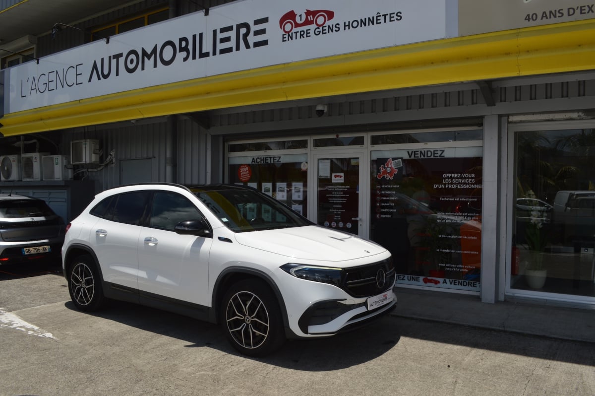 Mercedes-Benz EQA 250 190ch AMG Line — 1