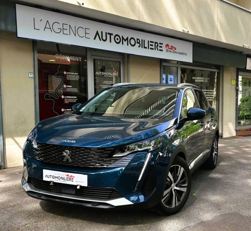 Peugeot 3008 1.6 HYBRID 225 ALLURE PACK E-EAT8 — 1