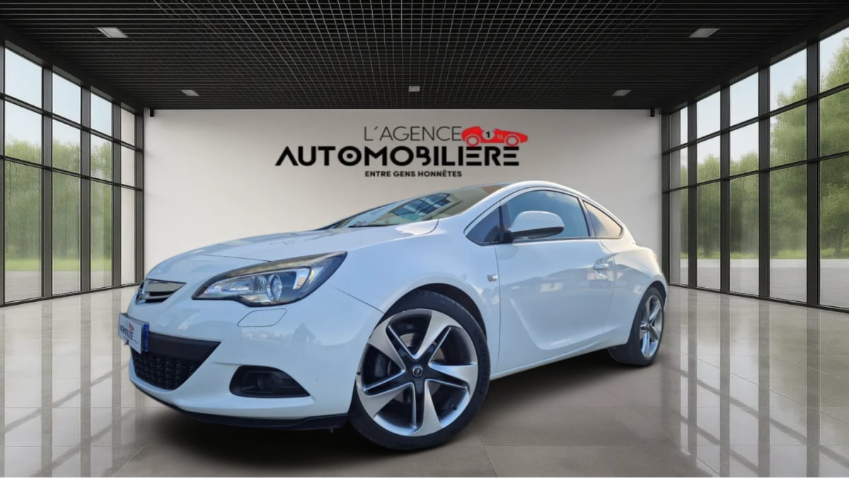 Opel Astra IV GTC 2.0 CDTI 165 SPORT PACK