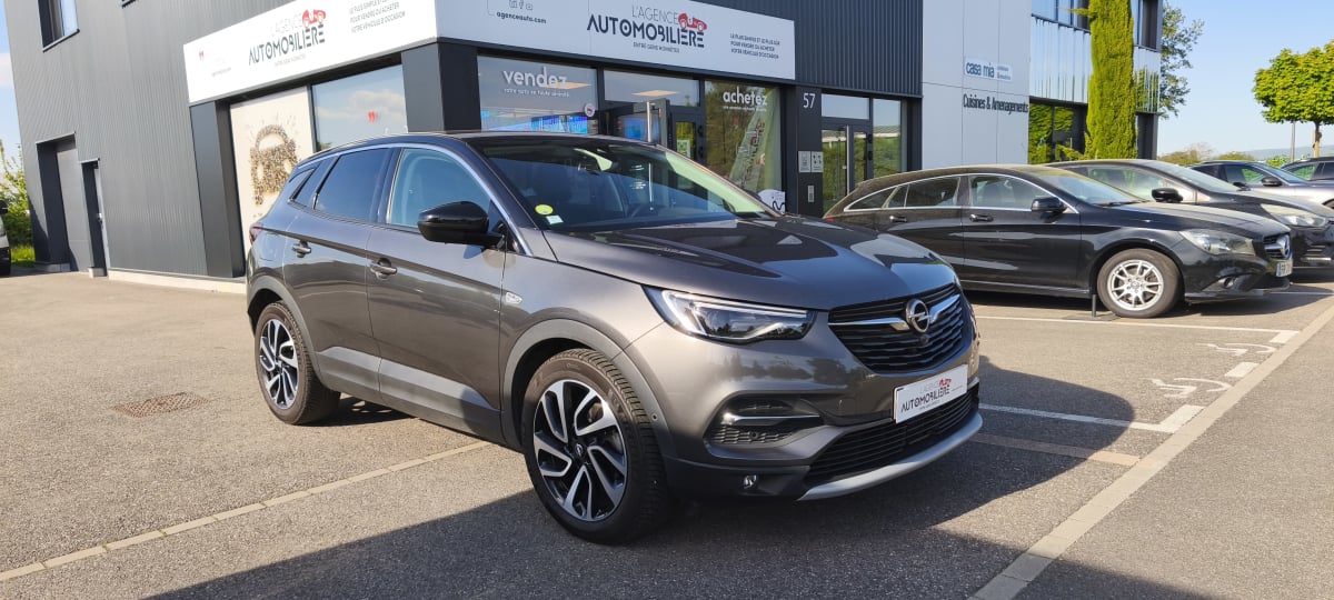 Opel Grandland X 2.0 d bva 8 Ultimate 177 cv + Attelage amovible