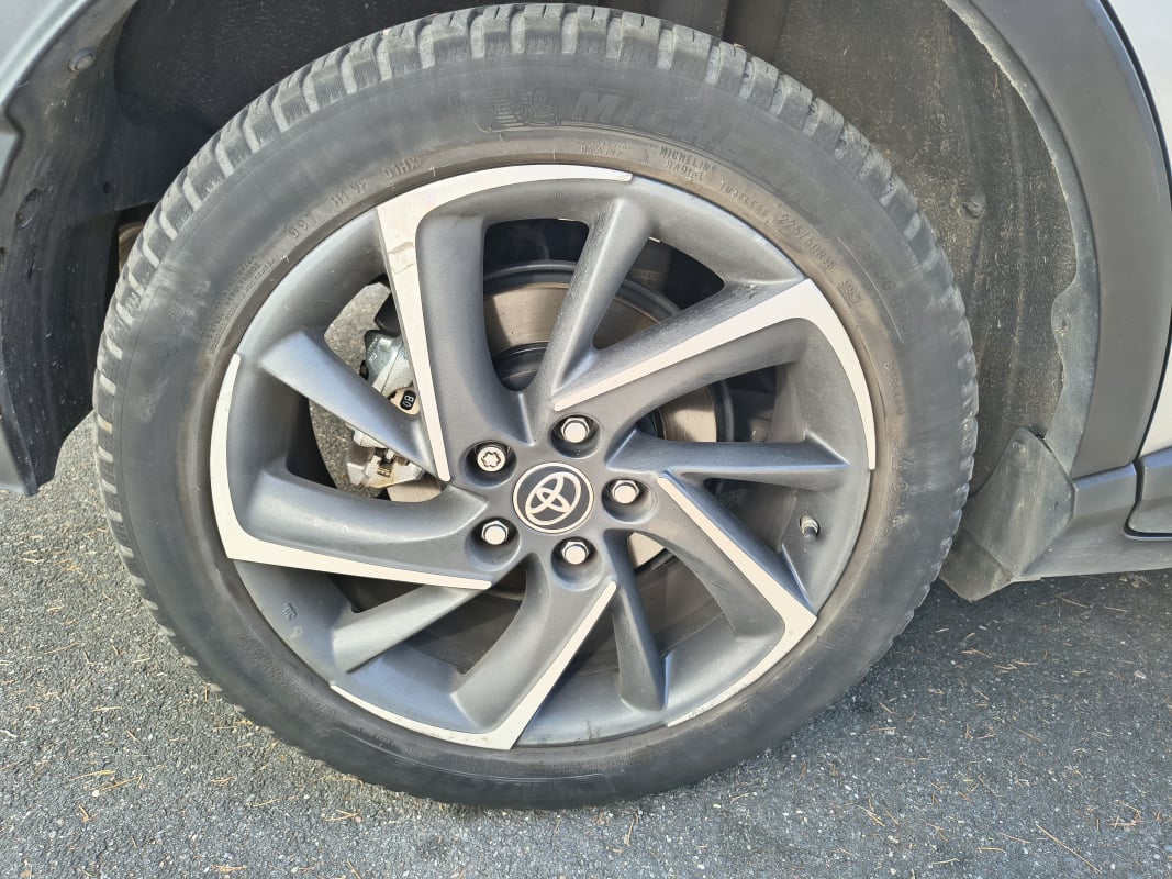 Toyota C-HR 1.8 VVT-i 122 HSD Hybrid CVT Boîte auto — 26