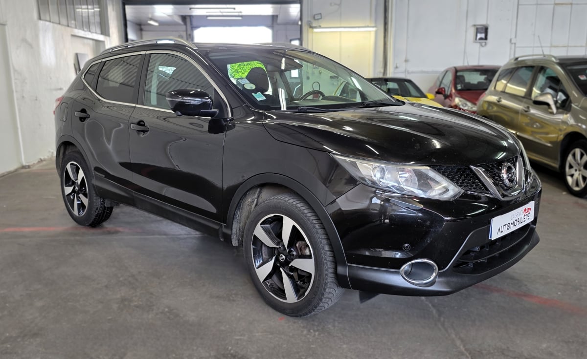 Nissan Qashqai 1.5 DCI 110 N-CONNECTA — 2