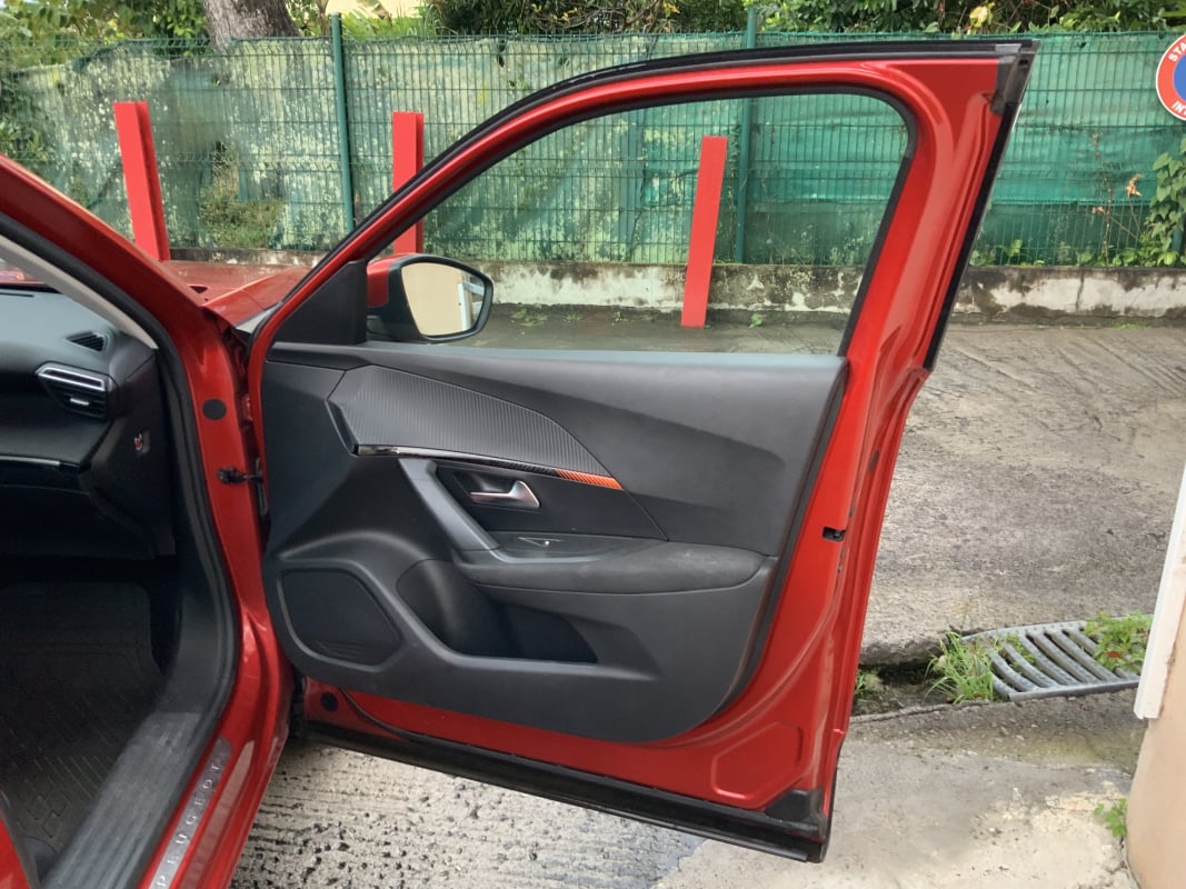 Peugeot 2008 II 1.2 PURETECH 130 S&S ALLURE EAT 8 — 2