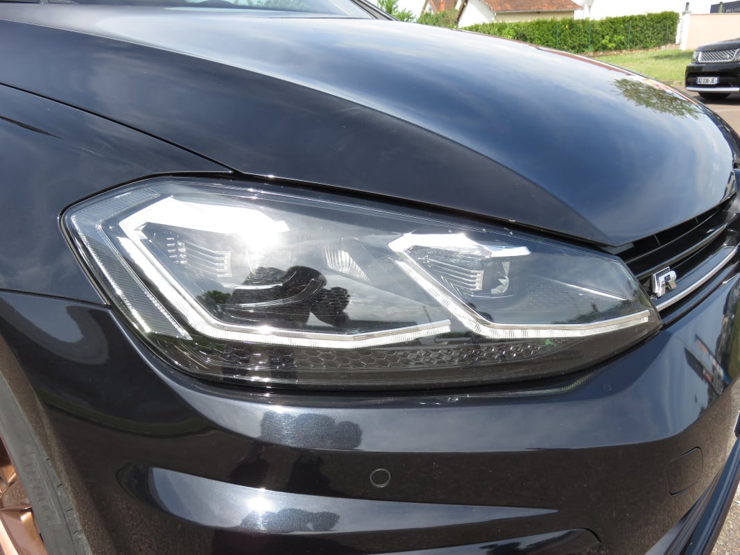 Volkswagen Golf VII R 2.0 TSI 300ch 4Motion DSG7 - Suivie 100% Volkswagen - Cuir intégral - Etat irréprochable. — 35