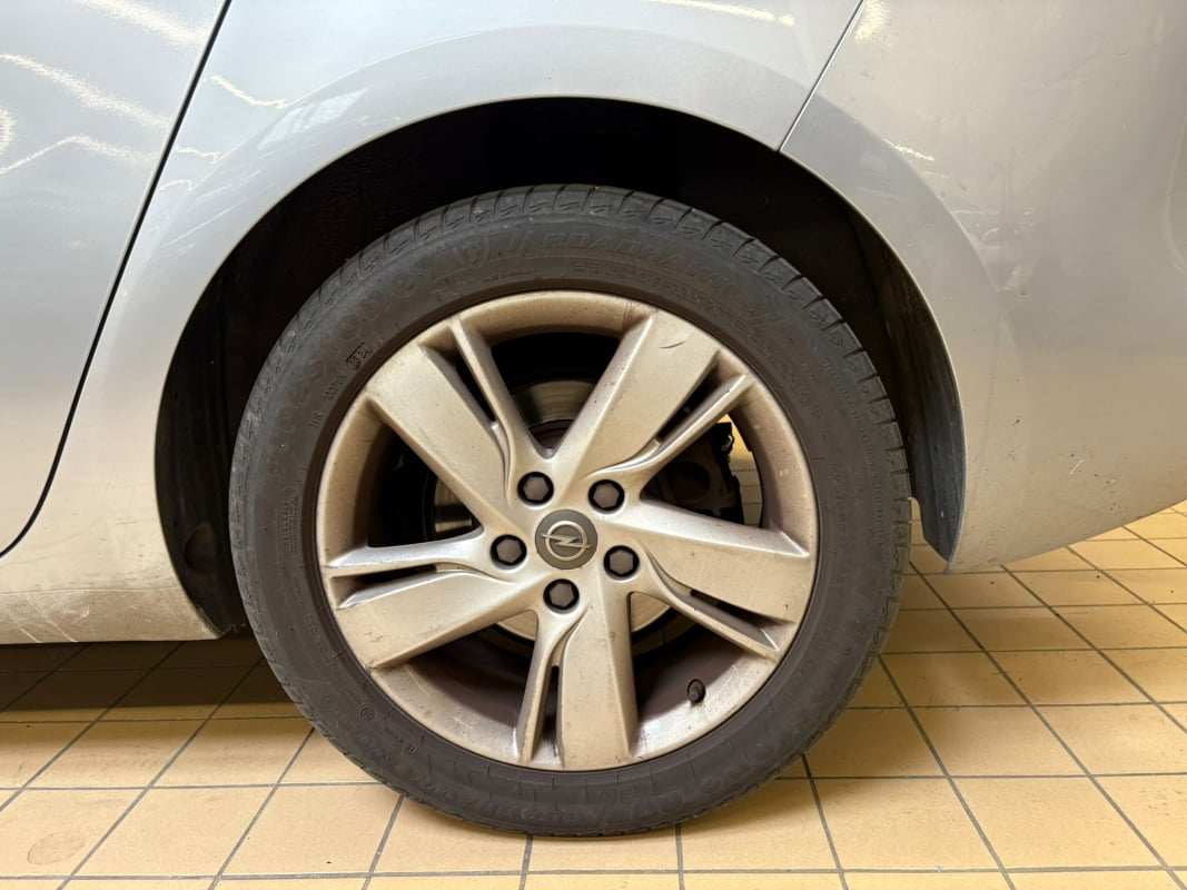 Opel Zafira Tourer 1.6 CDTI 136ch ecoFLEX Cosmo Start/Stop — 29