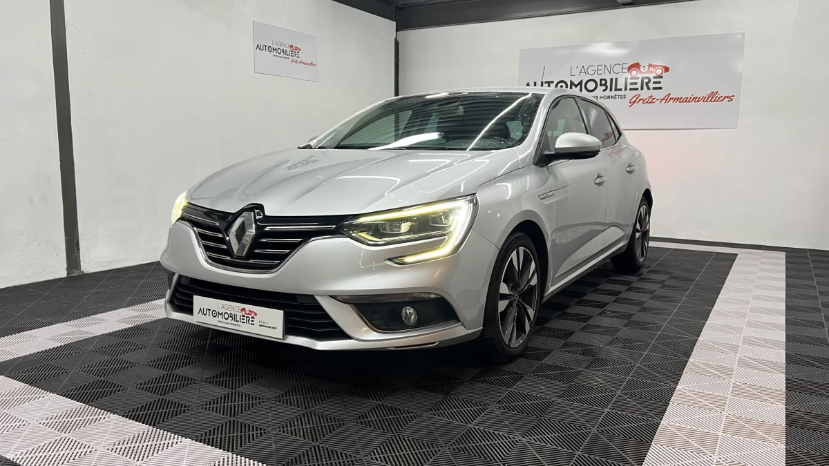 Renault Megane IV 1.5 BLUE DCI 115 CH INTENS EDC — 1