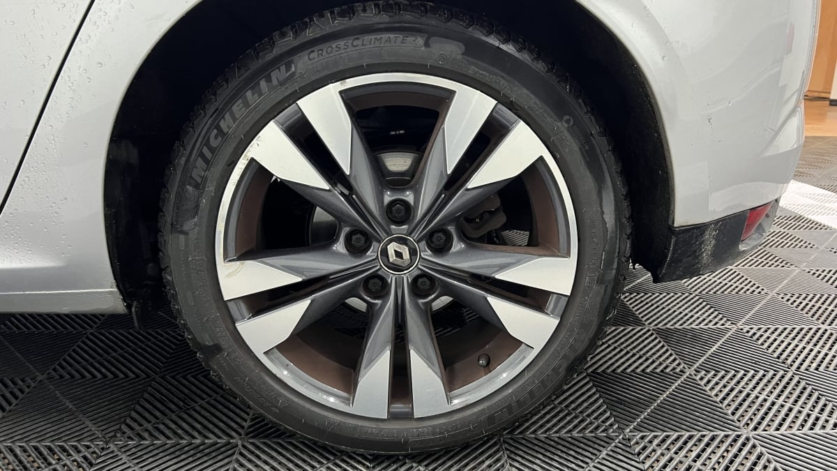 Renault Megane IV 1.5 BLUE DCI 115 CH INTENS EDC — 34
