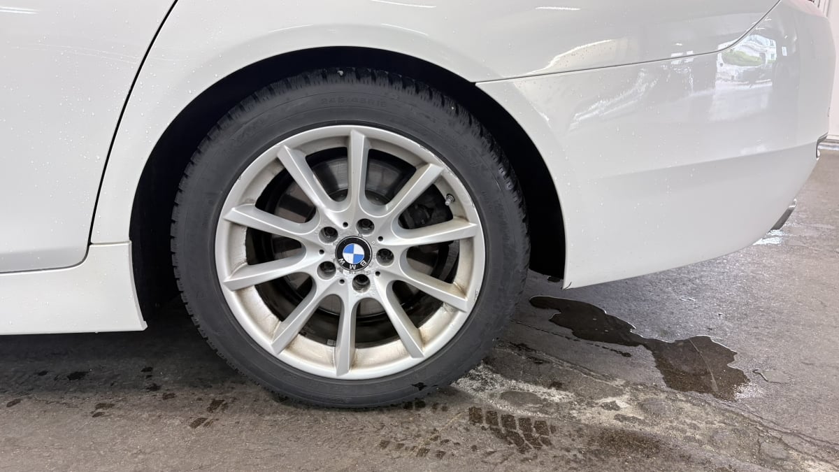BMW Série 5 550i Xdrive phase 2 blanc alpinweiss — 27