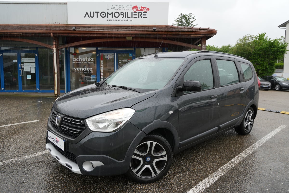 Dacia Lodgy STEPWAY 1.5 BLUE DCI 115 15 ANS 5PL — 1