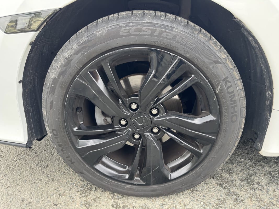 Honda Civic X 1.0 VTEC 129 | MOTEUR 94000 KMS | GARANTIE 6 MOIS — 37