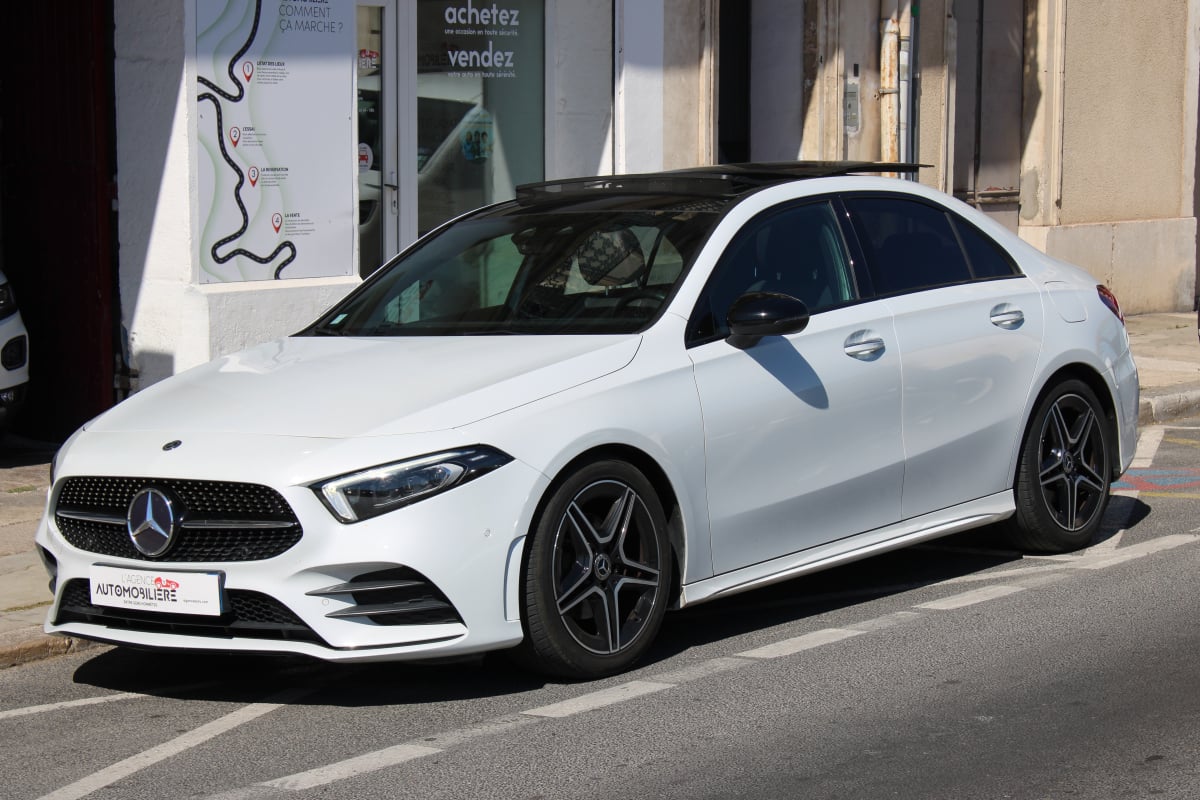 Mercedes-Benz Classe A Berline LIMOUSINE 1.3 200 165 AMG LINE 7G-DCT BVA (Toit ouvrant, Entretien Complet Mercedes,..) — 1