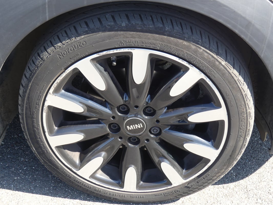 Mini Mini 5 Portes HATCH 1.5 COOPER 136 EDITION CAMDEN BVA7 — 33