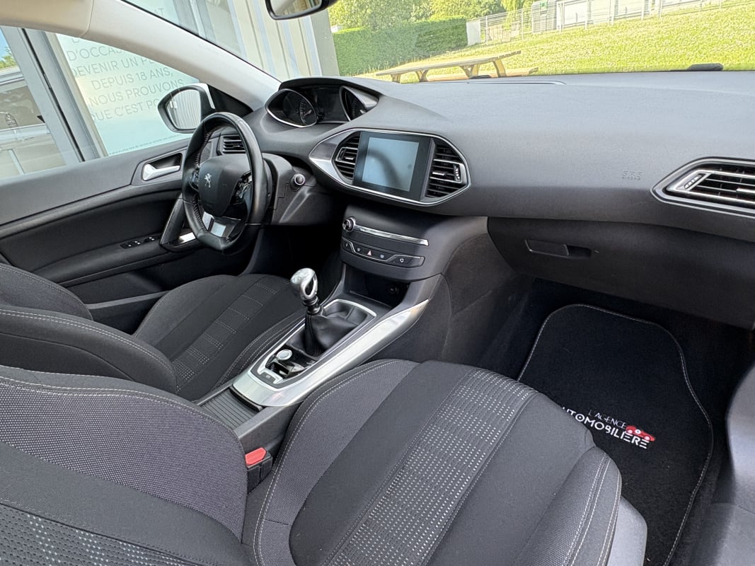 Peugeot 308 SW 1.6 HDI ALLURE 120cv - Courroie de distribution Neuve — 26