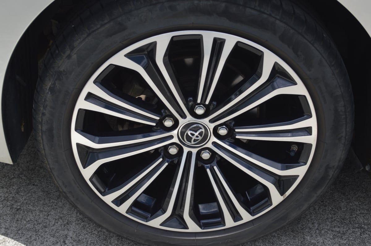 Toyota Corolla 115H 6CV DYNAMIC — 18