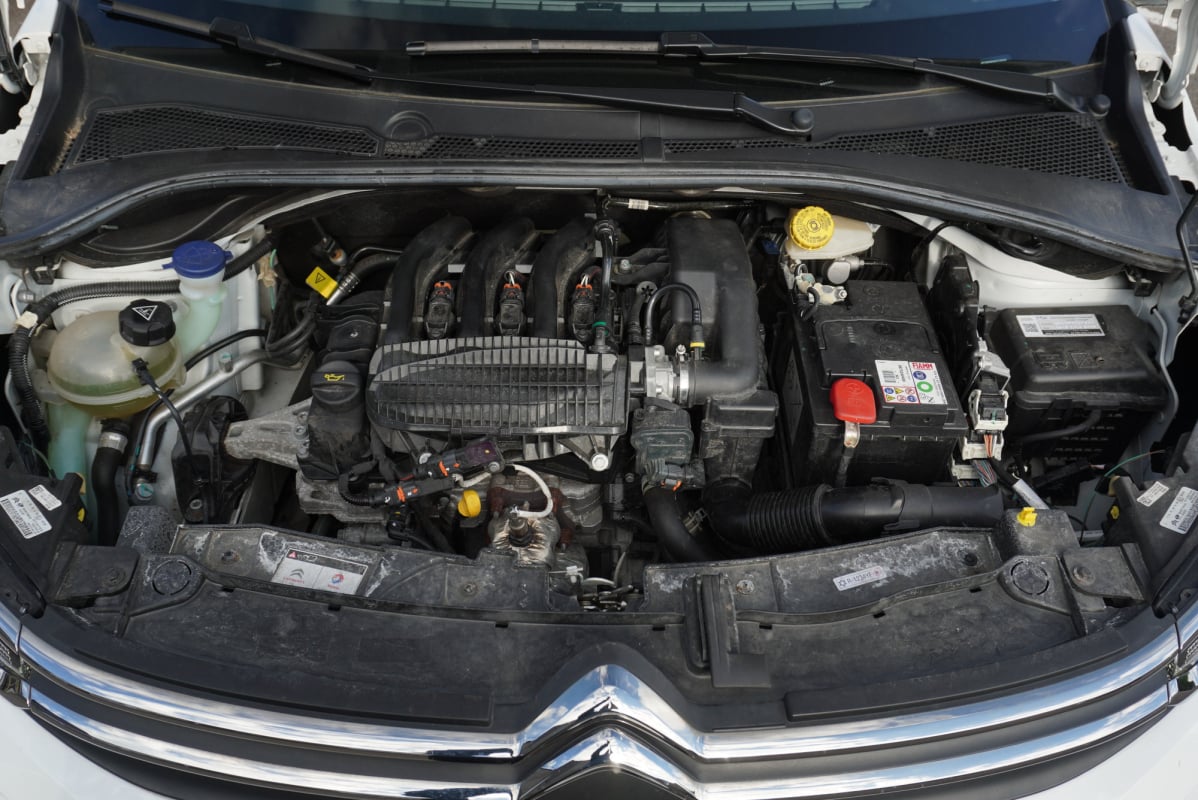 Citroen C3 1.2 Puretech 82 ch Shine 1ère Main Entretien Citroën — 37