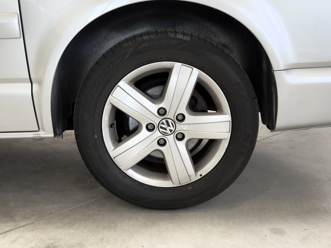 Volkswagen Multivan T5 2.5 TDI 130 United 7P – Immat France – Suivi Complet – Bluetooth - Clim - Garantie — 39