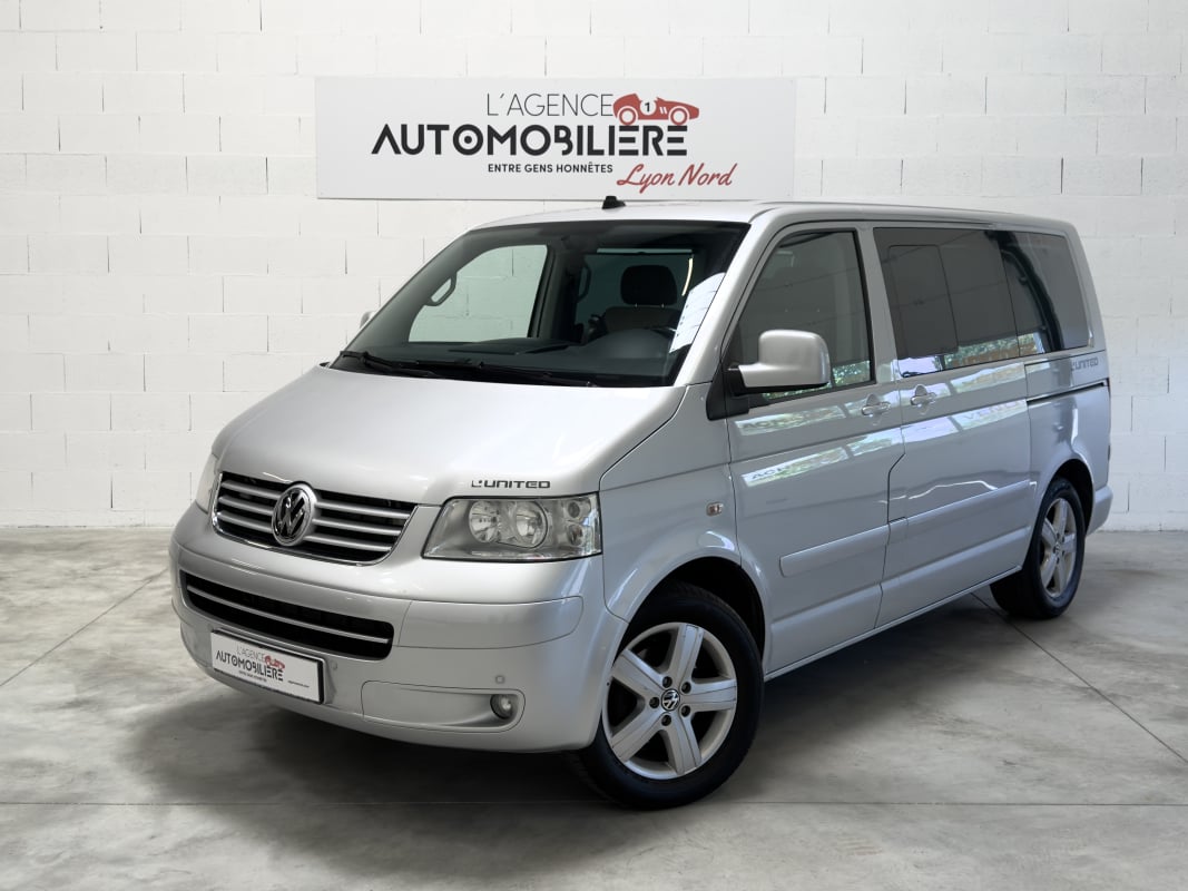 Volkswagen Multivan T5 2.5 TDI 130 United 7P – Immat France – Suivi Complet – Bluetooth - Clim - Garantie
